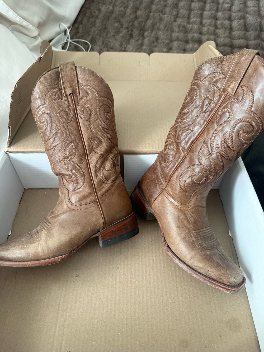 Ariat Brown Embroidered Western Cowboy Boots